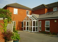 Newgrange Residential Care Home - Waltham Cross