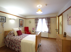 Broadwater Lodge - London